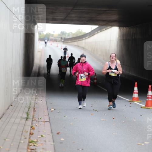 05.10.2025 - 20. swb-Marathon Bremen Michael Strokosch http://msf.ph/oto/9209243 05.10.2025 11:13:03 Laufen 11631, 174 meine-sportfotos.de
