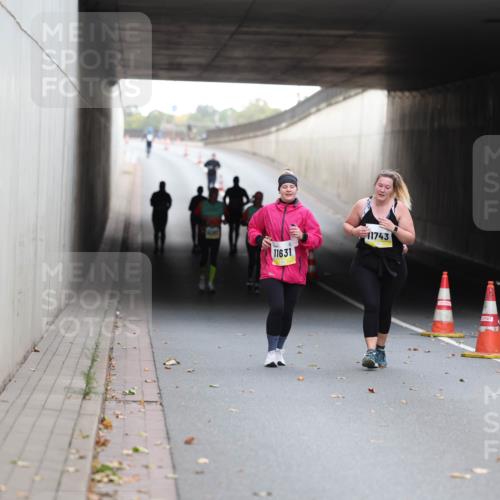 05.10.2025 - 20. swb-Marathon Bremen Michael Strokosch http://msf.ph/oto/9209245 05.10.2025 11:13:04 Laufen 11631, 11743 meine-sportfotos.de