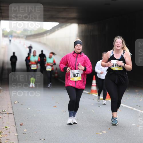 05.10.2025 - 20. swb-Marathon Bremen Michael Strokosch http://msf.ph/oto/9209251 05.10.2025 11:13:08 Laufen 11631, 1745 meine-sportfotos.de