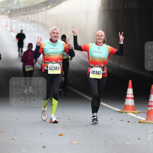 05.10.2025 - 20. swb-Marathon Bremen Michael Strokosch http://msf.ph/oto/9209257 05.10.2025 11:13:13 Laufen 20, 1074, 10362, 10361 meine-sportfotos.de