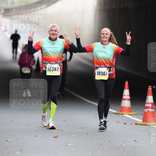 05.10.2025 - 20. swb-Marathon Bremen Michael Strokosch http://msf.ph/oto/9209260 05.10.2025 11:13:14 Laufen 20, 20, 10362, 10361 meine-sportfotos.de