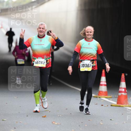 05.10.2025 - 20. swb-Marathon Bremen Michael Strokosch http://msf.ph/oto/9209262 05.10.2025 11:13:14 Laufen 20, 20, 10362, 10361 meine-sportfotos.de