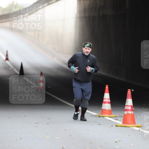 05.10.2025 - 20. swb-Marathon Bremen Michael Strokosch http://msf.ph/oto/9209286 05.10.2025 11:13:39 Laufen  meine-sportfotos.de