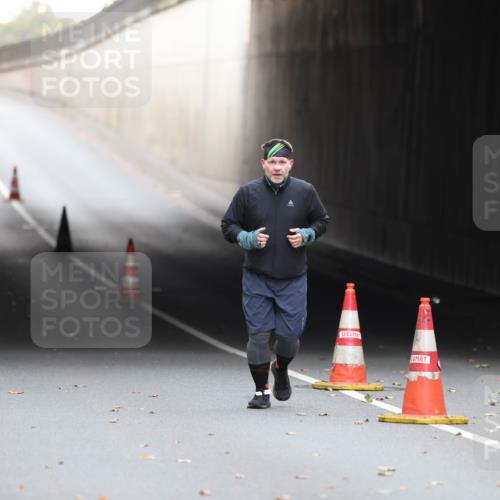 05.10.2025 - 20. swb-Marathon Bremen Michael Strokosch http://msf.ph/oto/9209287 05.10.2025 11:13:39 Laufen  meine-sportfotos.de