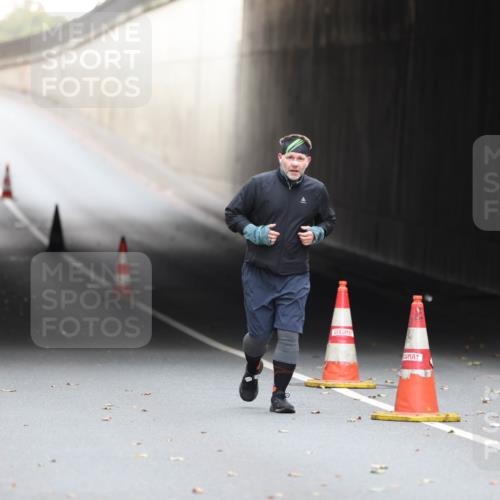 05.10.2025 - 20. swb-Marathon Bremen Michael Strokosch http://msf.ph/oto/9209288 05.10.2025 11:13:39 Laufen  meine-sportfotos.de