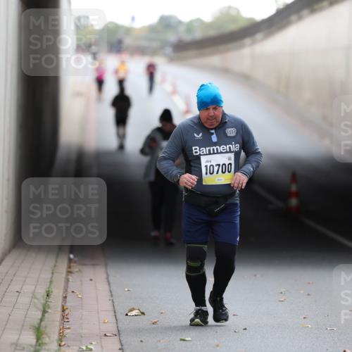 05.10.2025 - 20. swb-Marathon Bremen Michael Strokosch http://msf.ph/oto/9209301 05.10.2025 11:14:17 Laufen 10700 meine-sportfotos.de