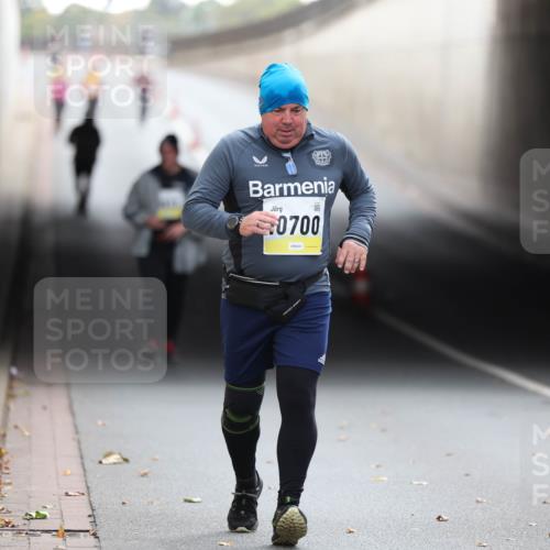 05.10.2025 - 20. swb-Marathon Bremen Michael Strokosch http://msf.ph/oto/9209304 05.10.2025 11:14:19 Laufen 0700 meine-sportfotos.de