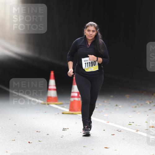 05.10.2025 - 20. swb-Marathon Bremen Michael Strokosch http://msf.ph/oto/9209348 05.10.2025 11:15:33 Laufen 11190 meine-sportfotos.de