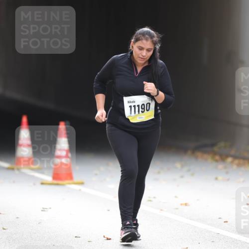 05.10.2025 - 20. swb-Marathon Bremen Michael Strokosch http://msf.ph/oto/9209354 05.10.2025 11:15:34 Laufen 11190 meine-sportfotos.de