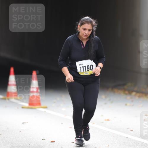 05.10.2025 - 20. swb-Marathon Bremen Michael Strokosch http://msf.ph/oto/9209355 05.10.2025 11:15:34 Laufen 11190 meine-sportfotos.de