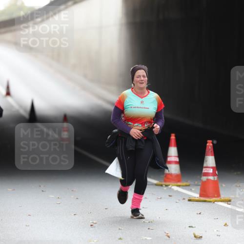05.10.2025 - 20. swb-Marathon Bremen Michael Strokosch http://msf.ph/oto/9209366 05.10.2025 11:16:18 Laufen  meine-sportfotos.de