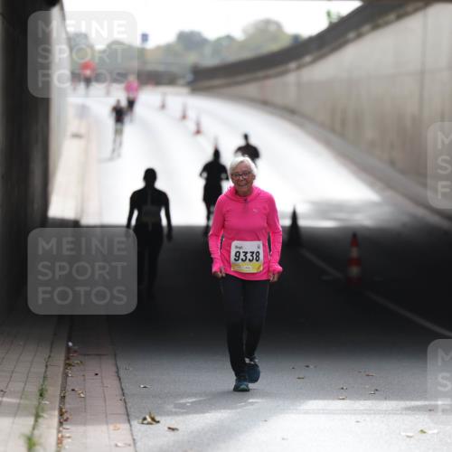05.10.2025 - 20. swb-Marathon Bremen Michael Strokosch http://msf.ph/oto/9209384 05.10.2025 11:16:48 Laufen 4, 9338 meine-sportfotos.de