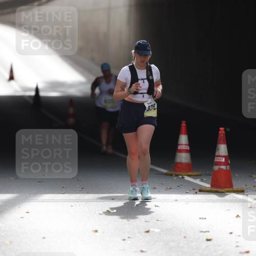 05.10.2025 - 20. swb-Marathon Bremen Michael Strokosch http://msf.ph/oto/9209400 05.10.2025 11:17:10 Laufen 18771, 978 meine-sportfotos.de