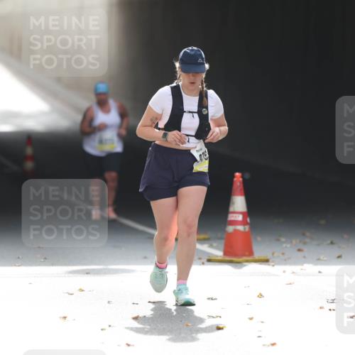 05.10.2025 - 20. swb-Marathon Bremen Michael Strokosch http://msf.ph/oto/9209403 05.10.2025 11:17:12 Laufen  meine-sportfotos.de