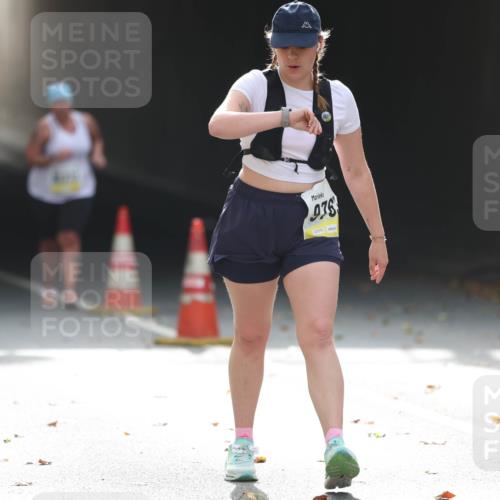05.10.2025 - 20. swb-Marathon Bremen Michael Strokosch http://msf.ph/oto/9209406 05.10.2025 11:17:14 Laufen 976, 02576 meine-sportfotos.de