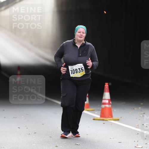 05.10.2025 - 20. swb-Marathon Bremen Michael Strokosch http://msf.ph/oto/9209456 05.10.2025 11:18:41 Laufen 10935 meine-sportfotos.de
