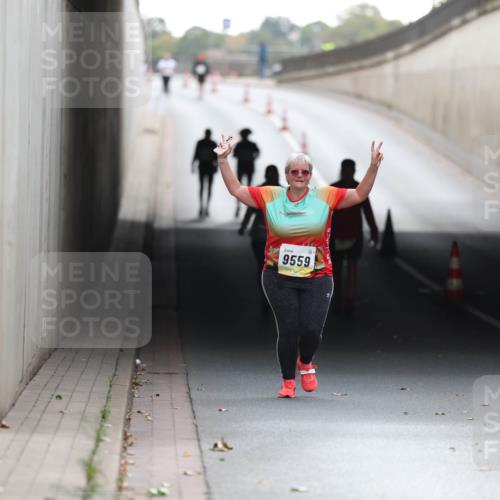 05.10.2025 - 20. swb-Marathon Bremen Michael Strokosch http://msf.ph/oto/9209488 05.10.2025 11:19:49 Laufen 9559 meine-sportfotos.de