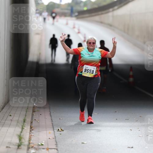05.10.2025 - 20. swb-Marathon Bremen Michael Strokosch http://msf.ph/oto/9209494 05.10.2025 11:19:51 Laufen 9559 meine-sportfotos.de