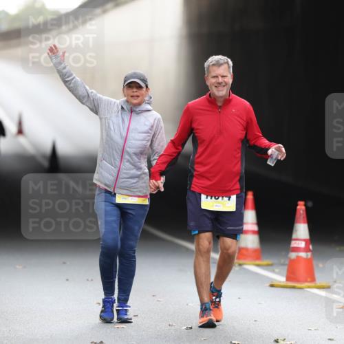 05.10.2025 - 20. swb-Marathon Bremen Michael Strokosch http://msf.ph/oto/9209515 05.10.2025 11:20:05 Laufen 02103 meine-sportfotos.de