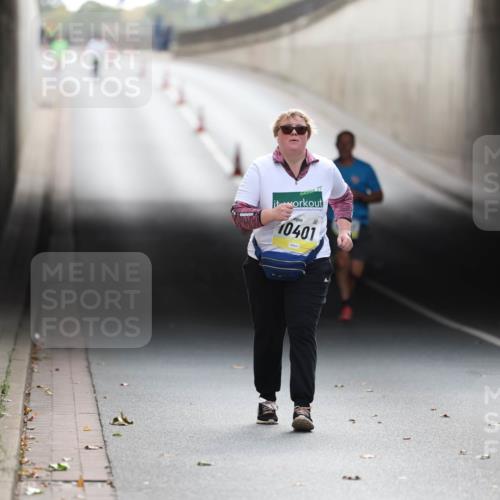 05.10.2025 - 20. swb-Marathon Bremen Michael Strokosch http://msf.ph/oto/9209538 05.10.2025 11:21:03 Laufen 10401 meine-sportfotos.de