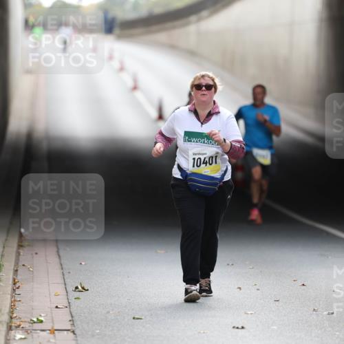 05.10.2025 - 20. swb-Marathon Bremen Michael Strokosch http://msf.ph/oto/9209540 05.10.2025 11:21:03 Laufen 4, 10401 meine-sportfotos.de