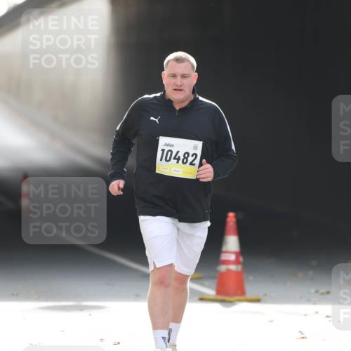 05.10.2025 - 20. swb-Marathon Bremen Michael Strokosch http://msf.ph/oto/9209550 05.10.2025 11:21:13 Laufen 10482 meine-sportfotos.de