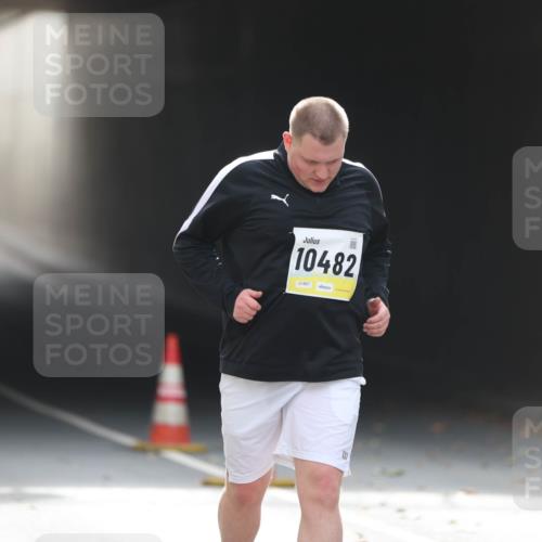 05.10.2025 - 20. swb-Marathon Bremen Michael Strokosch http://msf.ph/oto/9209553 05.10.2025 11:21:14 Laufen 10482, 01867 meine-sportfotos.de