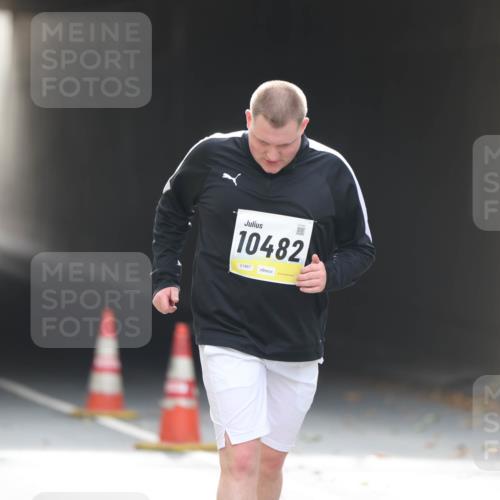 05.10.2025 - 20. swb-Marathon Bremen Michael Strokosch http://msf.ph/oto/9209554 05.10.2025 11:21:15 Laufen 10482, 01867 meine-sportfotos.de