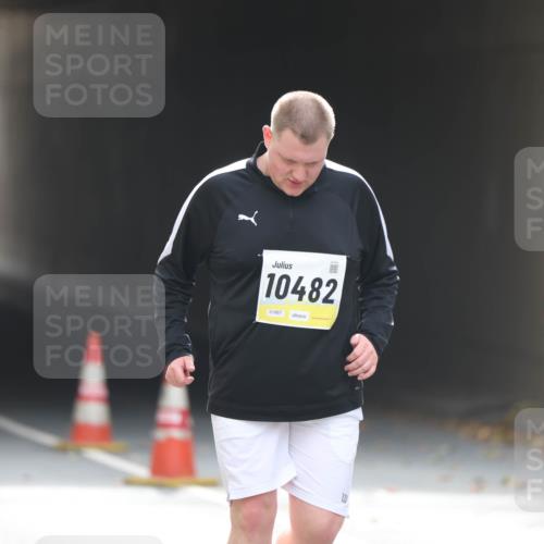 05.10.2025 - 20. swb-Marathon Bremen Michael Strokosch http://msf.ph/oto/9209555 05.10.2025 11:21:15 Laufen 10482, 01867 meine-sportfotos.de