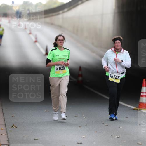 05.10.2025 - 20. swb-Marathon Bremen Michael Strokosch http://msf.ph/oto/9209566 05.10.2025 11:22:08 Laufen 9629, 10765 meine-sportfotos.de