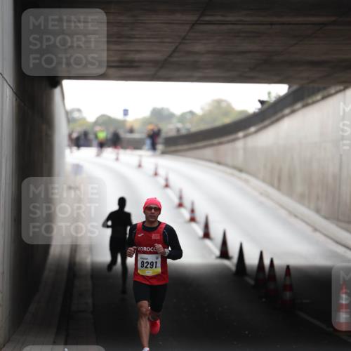 05.10.2025 - 20. swb-Marathon Bremen Michael Strokosch http://msf.ph/oto/9209673 05.10.2025 10:28:19 Laufen 9291 meine-sportfotos.de
