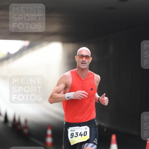 05.10.2025 - 20. swb-Marathon Bremen Michael Strokosch http://msf.ph/oto/9209916 05.10.2025 10:31:33 Laufen 9340, 02300 meine-sportfotos.de