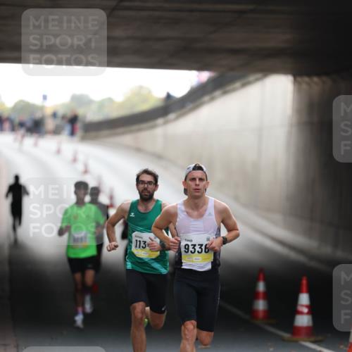 05.10.2025 - 20. swb-Marathon Bremen Michael Strokosch http://msf.ph/oto/9209925 05.10.2025 10:31:43 Laufen 113, 9336 meine-sportfotos.de