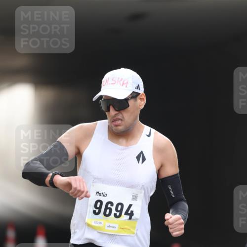 05.10.2025 - 20. swb-Marathon Bremen Michael Strokosch http://msf.ph/oto/9209953 05.10.2025 10:31:52 Laufen 9694, 02236 meine-sportfotos.de