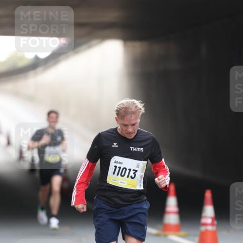 05.10.2025 - 20. swb-Marathon Bremen Michael Strokosch http://msf.ph/oto/9209987 05.10.2025 10:32:16 Laufen 11013, 01847 meine-sportfotos.de