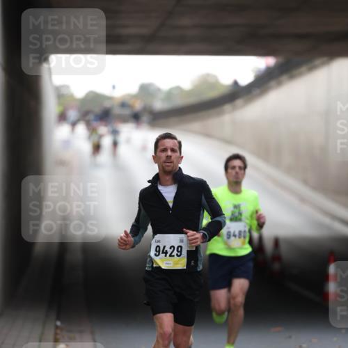 05.10.2025 - 20. swb-Marathon Bremen Michael Strokosch http://msf.ph/oto/9210068 05.10.2025 10:33:00 Laufen 9429, 50, 8480 meine-sportfotos.de