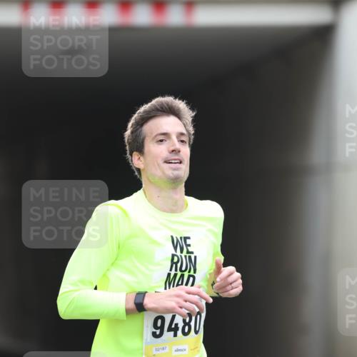 05.10.2025 - 20. swb-Marathon Bremen Michael Strokosch http://msf.ph/oto/9210081 05.10.2025 10:33:04 Laufen 9480, 02187 meine-sportfotos.de