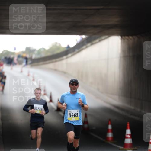05.10.2025 - 20. swb-Marathon Bremen Michael Strokosch http://msf.ph/oto/9210140 05.10.2025 10:33:41 Laufen 10775, 11465 meine-sportfotos.de