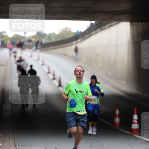 05.10.2025 - 20. swb-Marathon Bremen Michael Strokosch http://msf.ph/oto/9210224 05.10.2025 10:34:37 Laufen  meine-sportfotos.de
