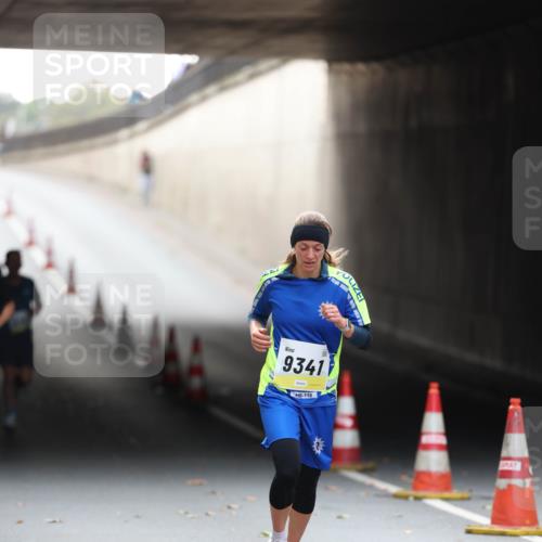 05.10.2025 - 20. swb-Marathon Bremen Michael Strokosch http://msf.ph/oto/9210228 05.10.2025 10:34:41 Laufen 9341, 110 meine-sportfotos.de