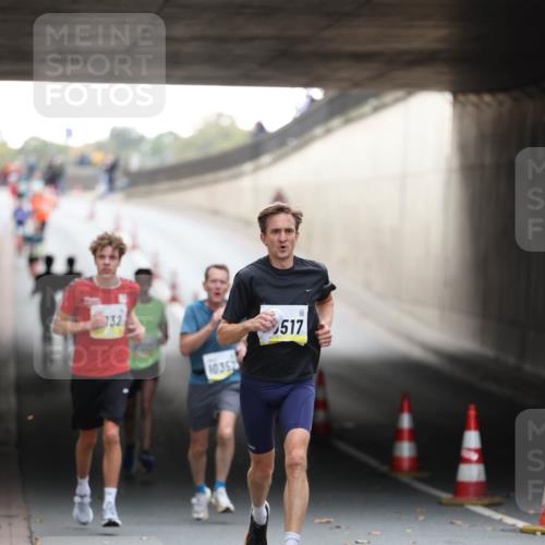 05.10.2025 - 20. swb-Marathon Bremen Michael Strokosch http://msf.ph/oto/9210237 05.10.2025 10:34:44 Laufen 132, 10352, 517 meine-sportfotos.de