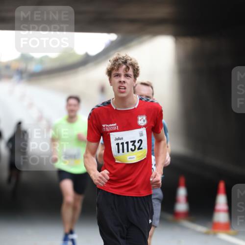 05.10.2025 - 20. swb-Marathon Bremen Michael Strokosch http://msf.ph/oto/9210252 05.10.2025 10:34:48 Laufen 11132 meine-sportfotos.de