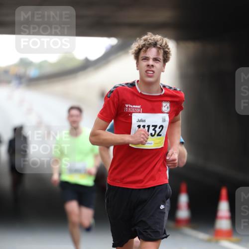 05.10.2025 - 20. swb-Marathon Bremen Michael Strokosch http://msf.ph/oto/9210253 05.10.2025 10:34:48 Laufen 132 meine-sportfotos.de