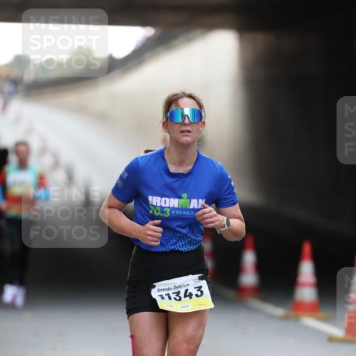 05.10.2025 - 20. swb-Marathon Bremen Michael Strokosch http://msf.ph/oto/9210301 05.10.2025 10:35:10 Laufen 70, 3, 11343 meine-sportfotos.de