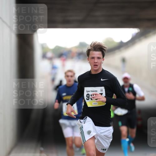 05.10.2025 - 20. swb-Marathon Bremen Michael Strokosch http://msf.ph/oto/9210358 05.10.2025 10:35:35 Laufen 9 meine-sportfotos.de