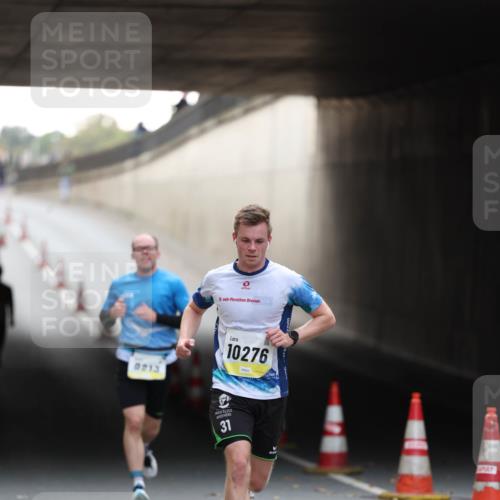 05.10.2025 - 20. swb-Marathon Bremen Michael Strokosch http://msf.ph/oto/9210402 05.10.2025 10:35:54 Laufen 0213, 18, 23, 10276, 31 meine-sportfotos.de