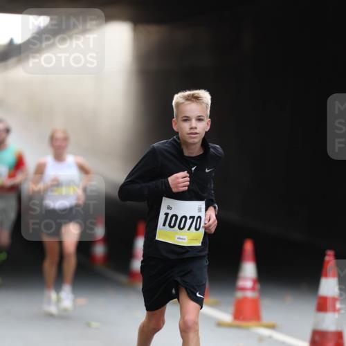 05.10.2025 - 20. swb-Marathon Bremen Michael Strokosch http://msf.ph/oto/9210432 05.10.2025 10:36:09 Laufen 10070 meine-sportfotos.de