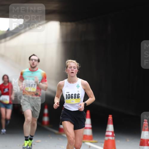 05.10.2025 - 20. swb-Marathon Bremen Michael Strokosch http://msf.ph/oto/9210436 05.10.2025 10:36:11 Laufen 11567, 10686 meine-sportfotos.de