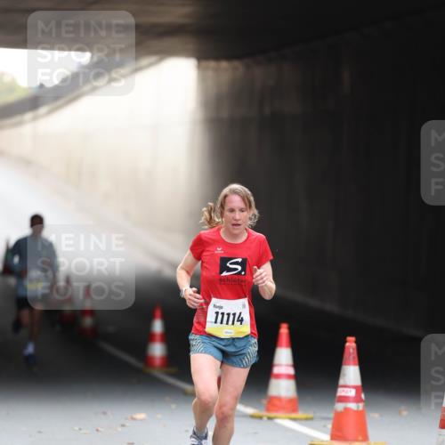 05.10.2025 - 20. swb-Marathon Bremen Michael Strokosch http://msf.ph/oto/9210447 05.10.2025 10:36:14 Laufen 11114 meine-sportfotos.de