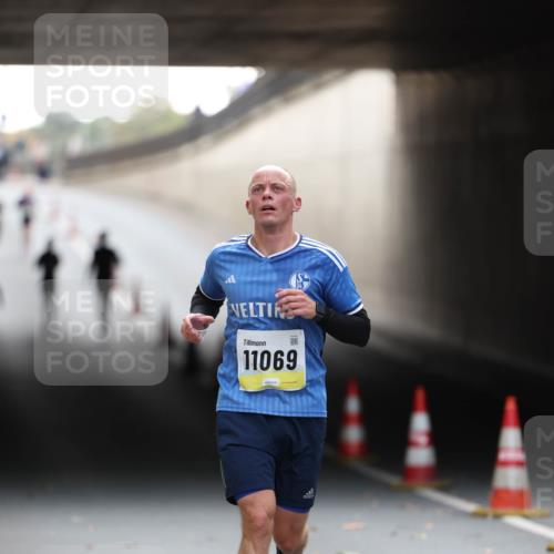 05.10.2025 - 20. swb-Marathon Bremen Michael Strokosch http://msf.ph/oto/9210500 05.10.2025 10:36:50 Laufen 11069 meine-sportfotos.de